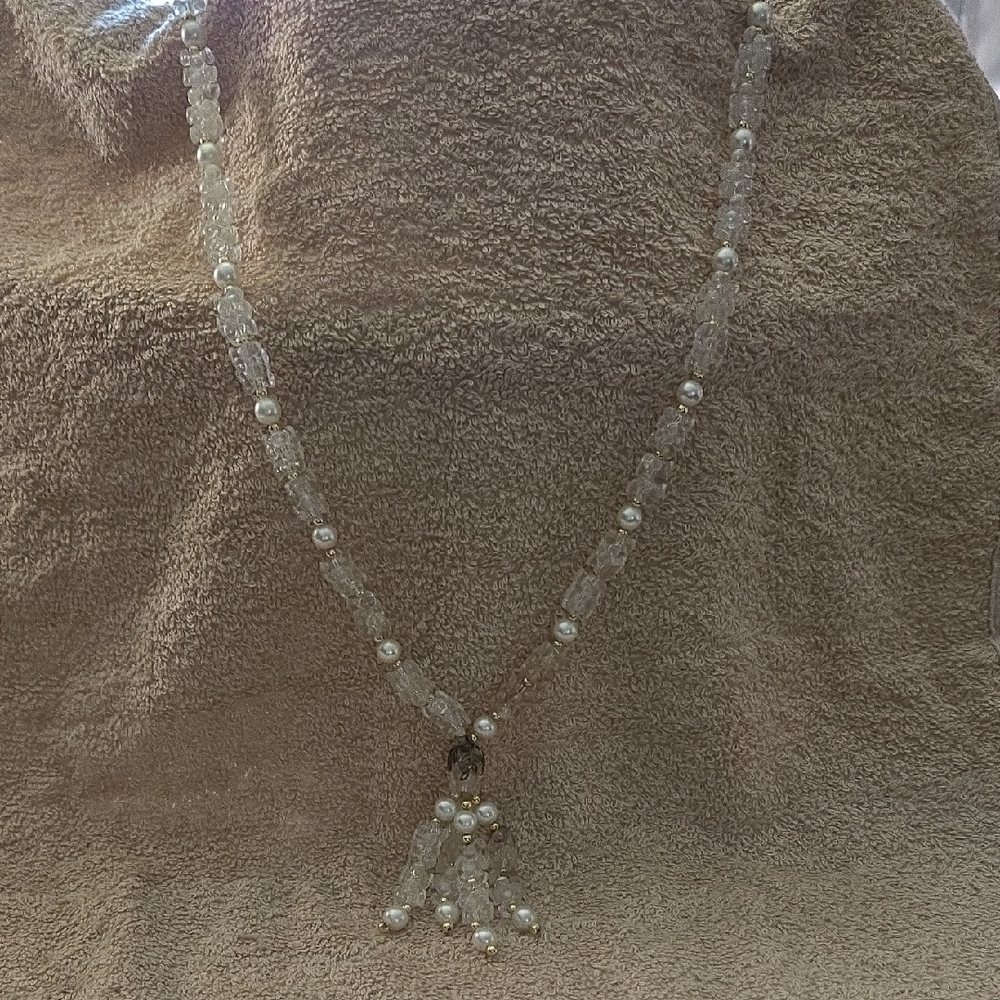 Elegant Silver and White Pearl Necklace